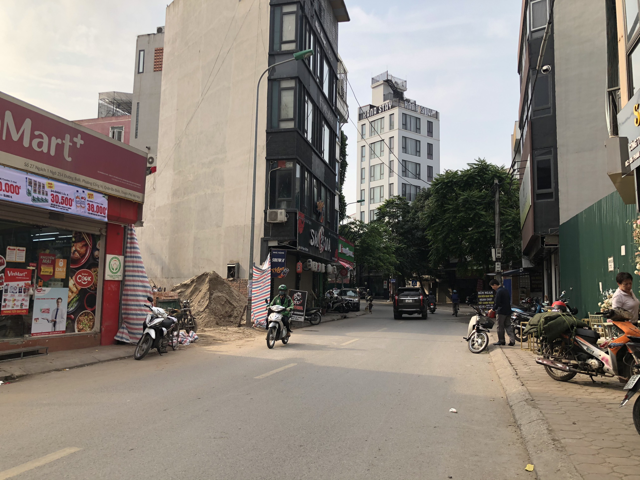 Những khu đất sắp thu hồi ở phường Cống Vị, Ba Đình để làm đường nối Đào Tấn - Đội Cấn - Ảnh 7. Những khu đất sắp thu hồi ở phường Cống Vị, Ba Đình để làm đường nối Đào Tấn - Đội Cấn - Ảnh 7.