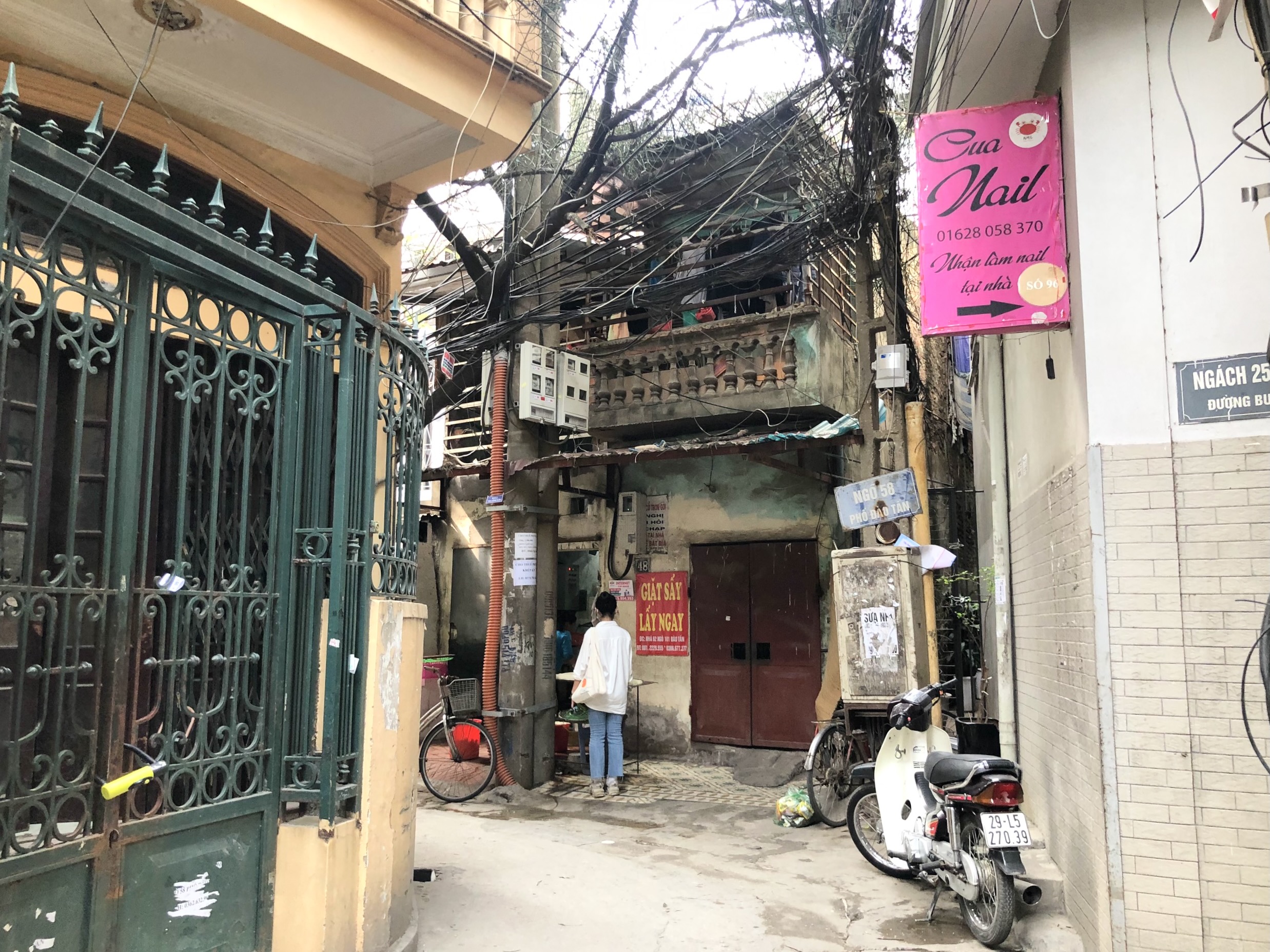 Những khu đất sắp thu hồi ở phường Cống Vị, Ba Đình để làm đường nối Đào Tấn - Đội Cấn - Ảnh 6. Những khu đất sắp thu hồi ở phường Cống Vị, Ba Đình để làm đường nối Đào Tấn - Đội Cấn - Ảnh 6.