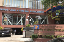 Petrolimex lên tiếng khi một lãnh đạo bị bắt để điều tra về buôn lậu 200 triệu lít xăng giả