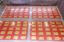 Giá vàng hôm nay 15/4: SJC quay đầu giảm tại các hệ thống