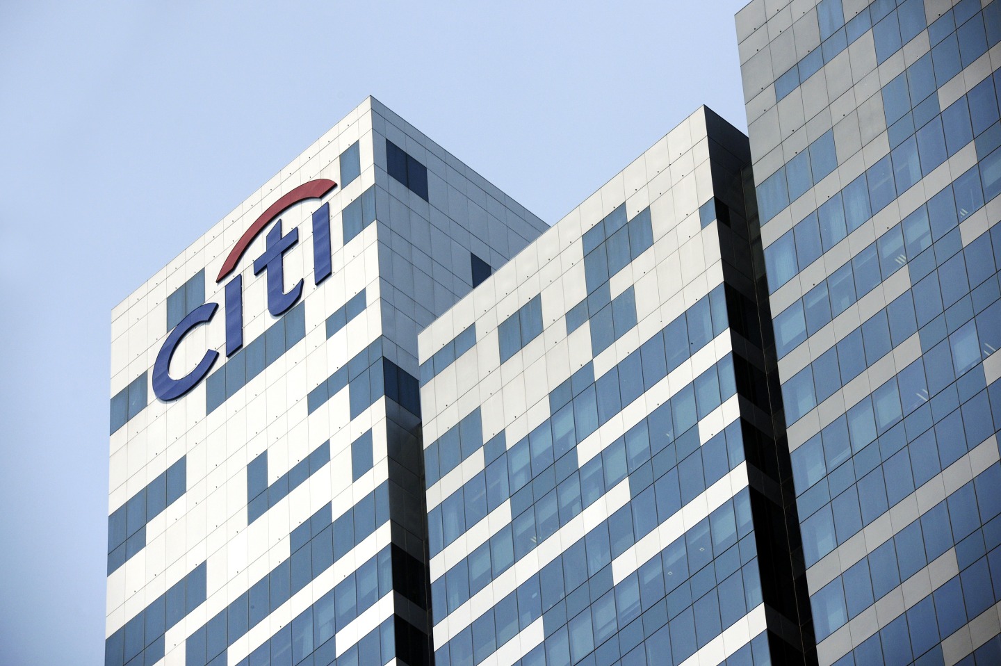 Citigroup muốn rút mảng ngân hàng bán lẻ khỏi 13 thị trường, bao gồm Việt Nam - Ảnh 1. Citigroup muốn rút mảng ngân hàng bán lẻ khỏi 13 thị trường, bao gồm Việt Nam - Ảnh 1.