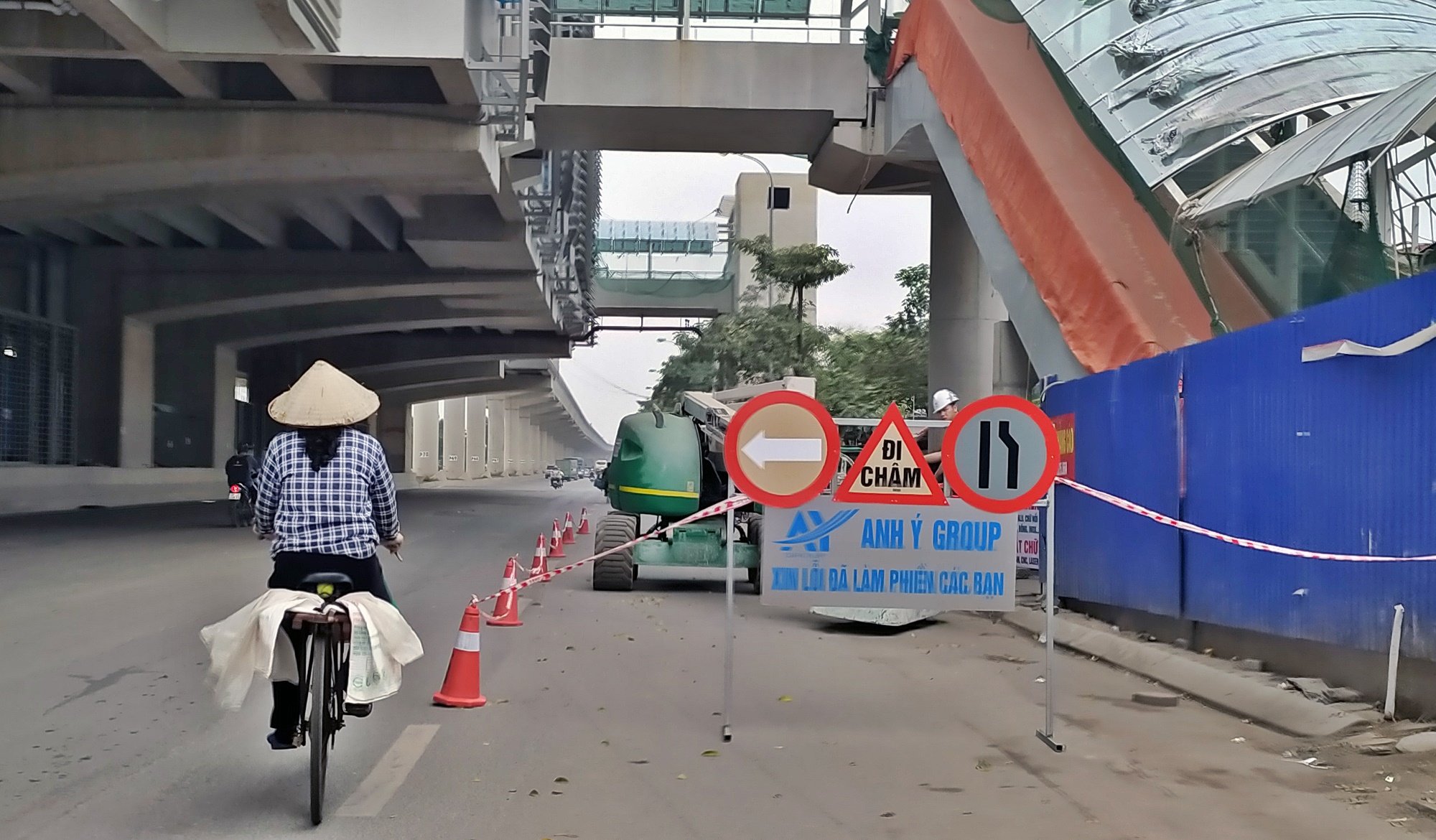 Hình ảnh đường sắt Nhổn - ga Hà Nội khi 'đến hẹn' vận hành đoạn trên cao - Ảnh 13. Hình ảnh đường sắt Nhổn - ga Hà Nội khi 'đến hẹn' vận hành đoạn trên cao - Ảnh 13.