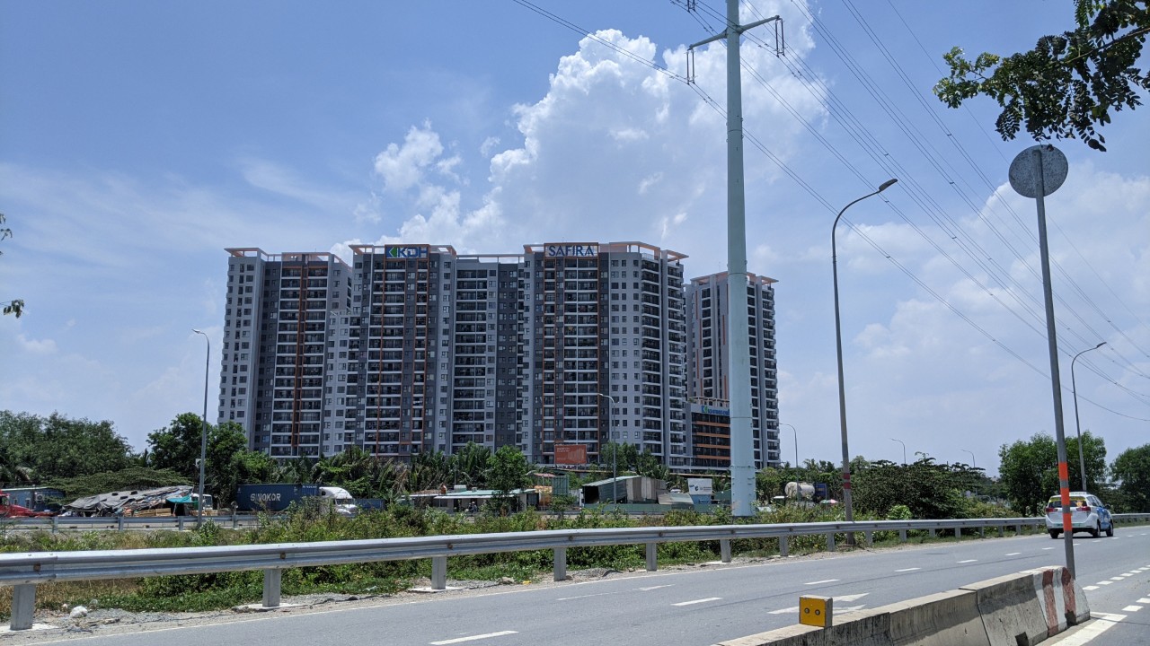 TP HCM sắp đón hơn 14.000 căn hộ từ khu Đông và khu Nam - Ảnh 1. TP HCM sắp đón hơn 14.000 căn hộ từ khu Đông và khu Nam - Ảnh 1.