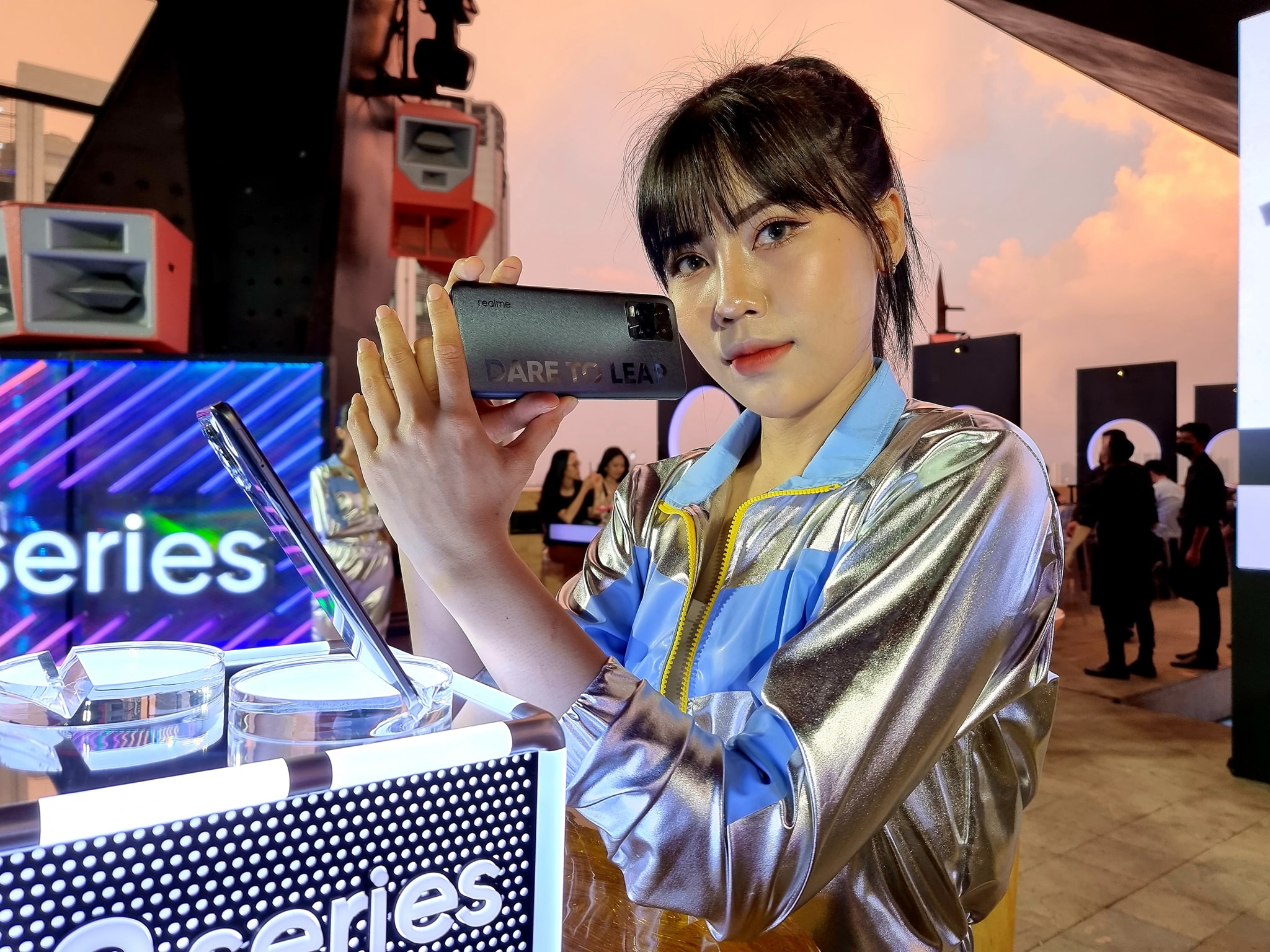 Thị trường điện thoại tháng 5 thêm tân binh mới, ghi điểm với camera 108MP - Ảnh 3. Thị trường điện thoại tháng 5 thêm tân binh mới, ghi điểm với camera 108MP - Ảnh 3.