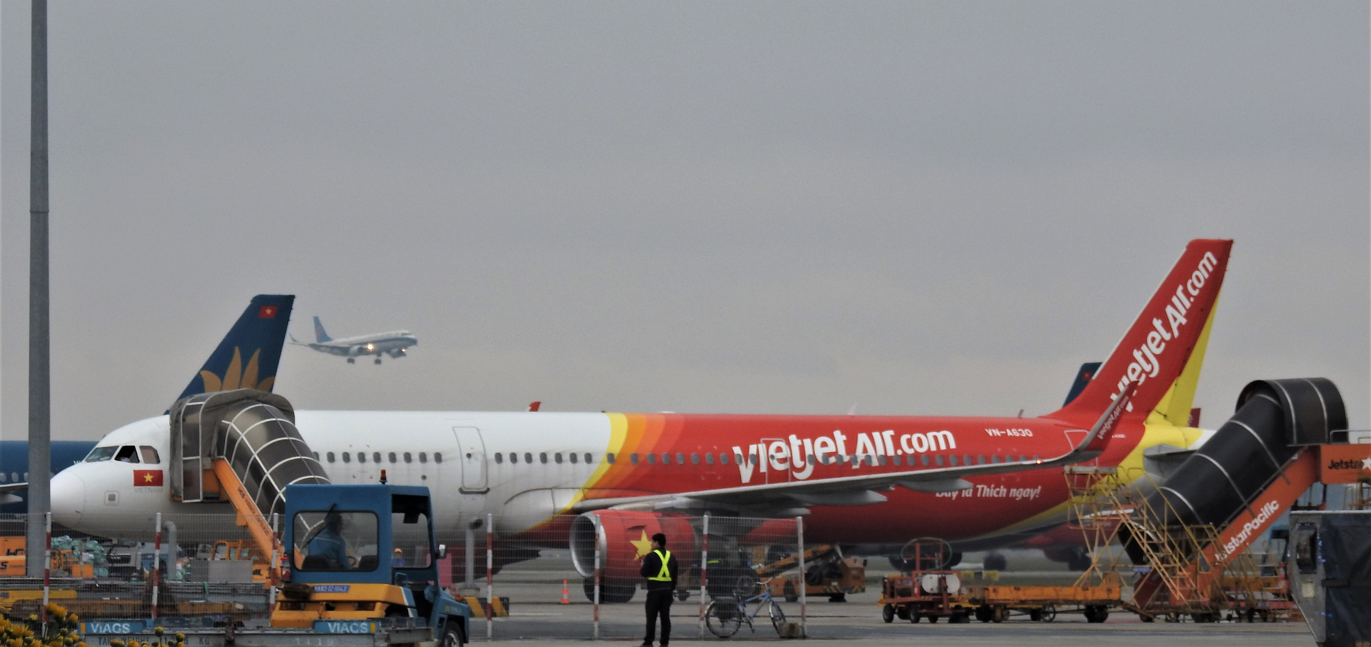 Hai lãnh đạo Vietjet muốn bán bớt cổ phiếu VJC - Ảnh 1.