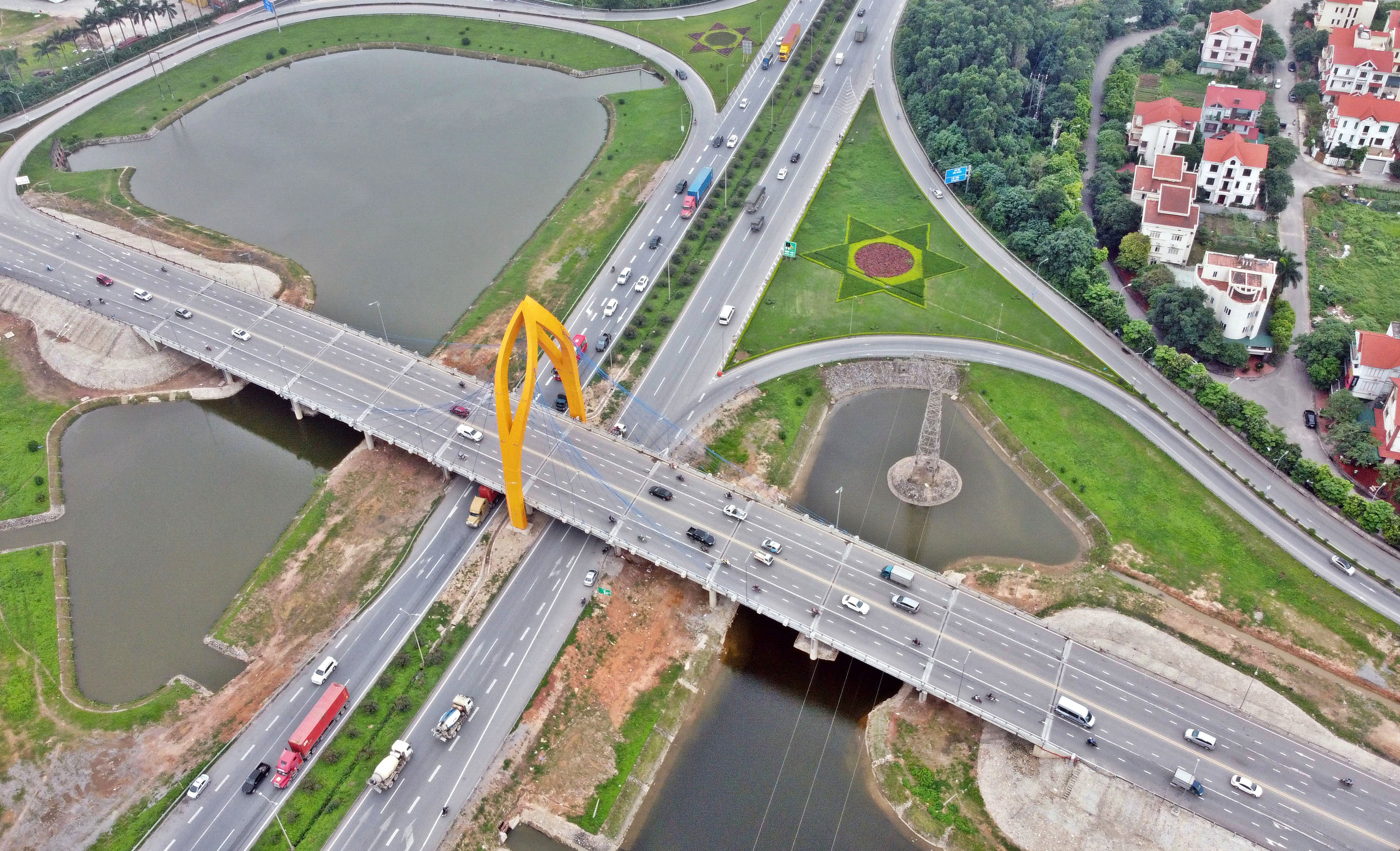 Toàn cảnh Bắc Ninh trước khi lên thành phố trực thuộc trung ương - Ảnh 18. Toàn cảnh Bắc Ninh trước khi lên thành phố trực thuộc trung ương - Ảnh 18.