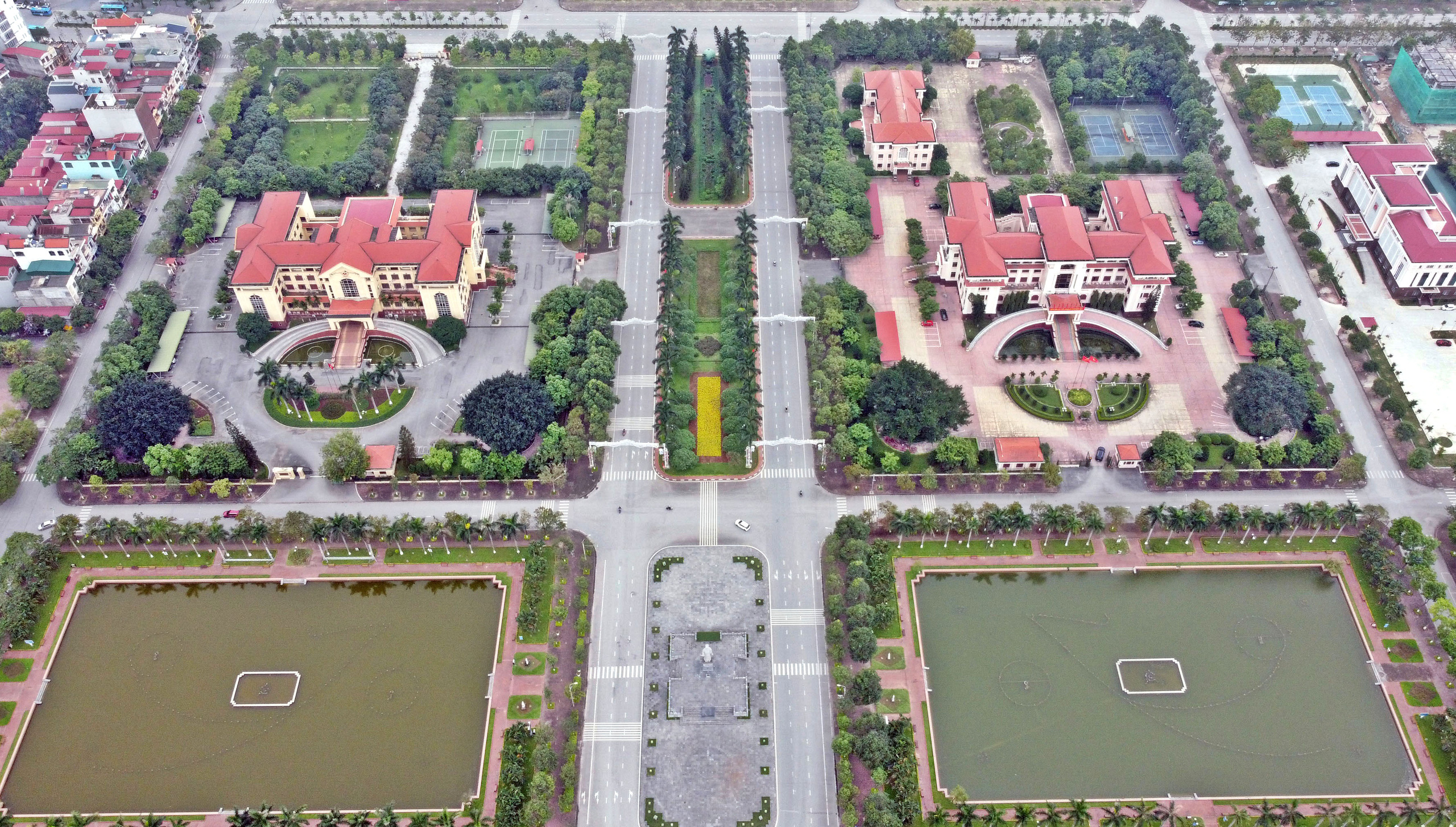 Toàn cảnh Bắc Ninh trước khi lên thành phố trực thuộc trung ương - Ảnh 2. Toàn cảnh Bắc Ninh trước khi lên thành phố trực thuộc trung ương - Ảnh 2.