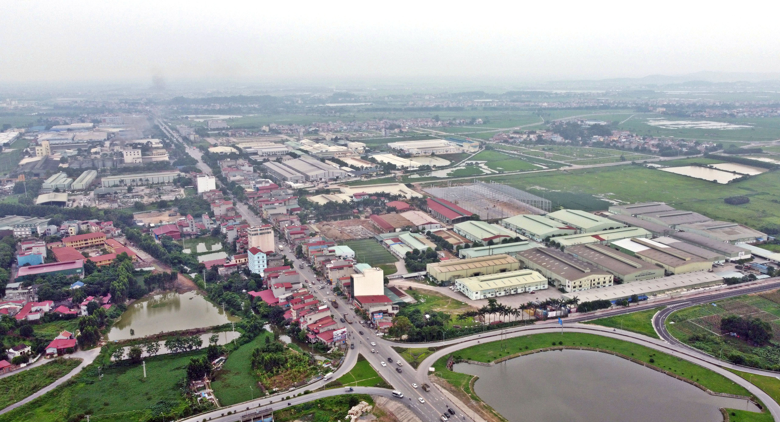 Toàn cảnh Bắc Ninh trước khi lên thành phố trực thuộc trung ương - Ảnh 25. Toàn cảnh Bắc Ninh trước khi lên thành phố trực thuộc trung ương - Ảnh 25.