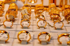 So sánh giá vàng hôm nay 7/4: Giá vàng SJC tiếp tục tăng đến 100.000 đồng/lượng