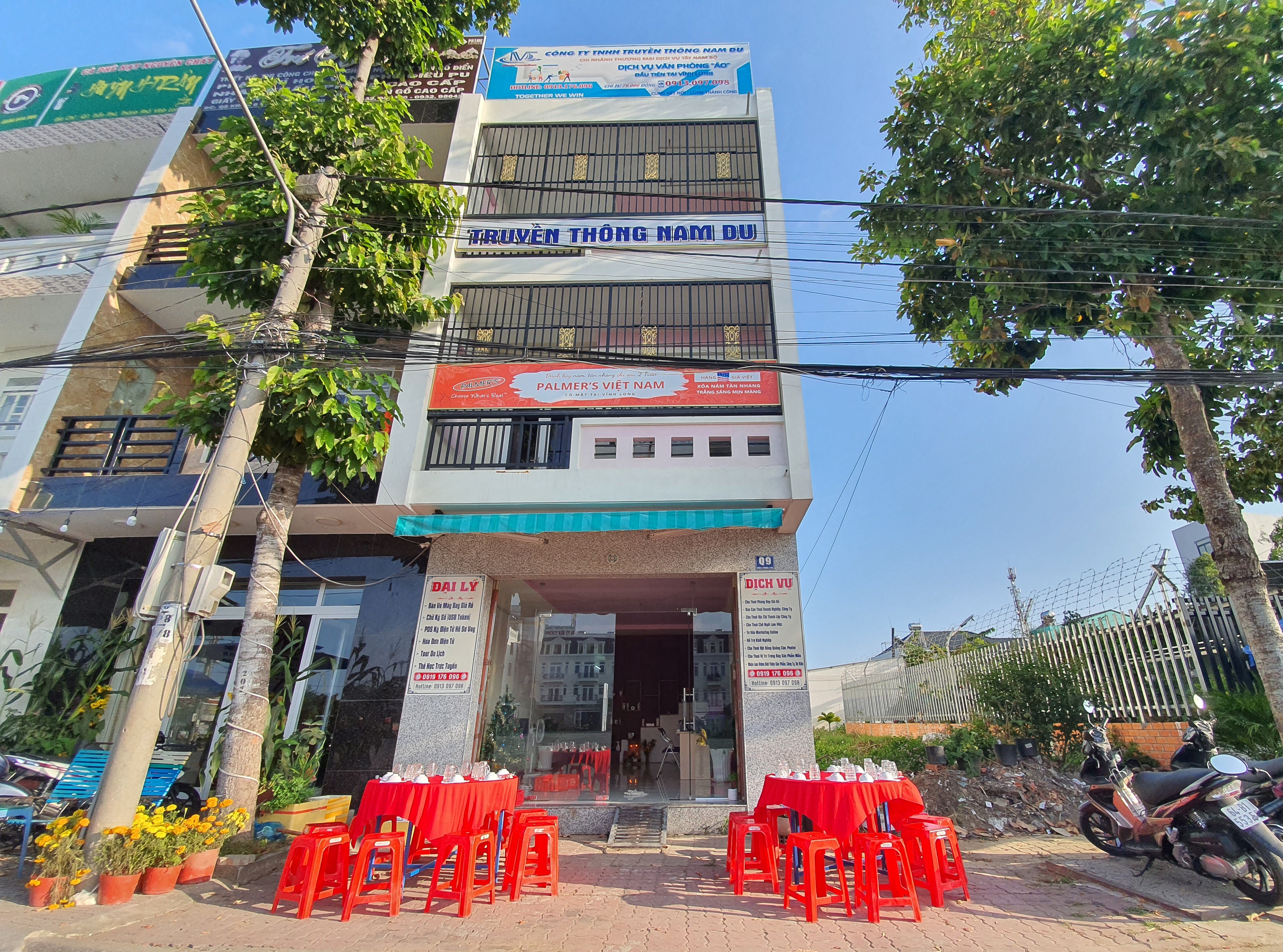 Văn phòng 'ảo', chỗ ngồi làm việc chia sẻ nở rộ khi giúp khởi nghiệp dễ dàng hơn trong mùa dịch Covid-19 - Ảnh 1. Văn phòng 'ảo', chỗ ngồi làm việc chia sẻ nở rộ khi giúp khởi nghiệp dễ dàng hơn trong mùa dịch Covid-19 - Ảnh 1.