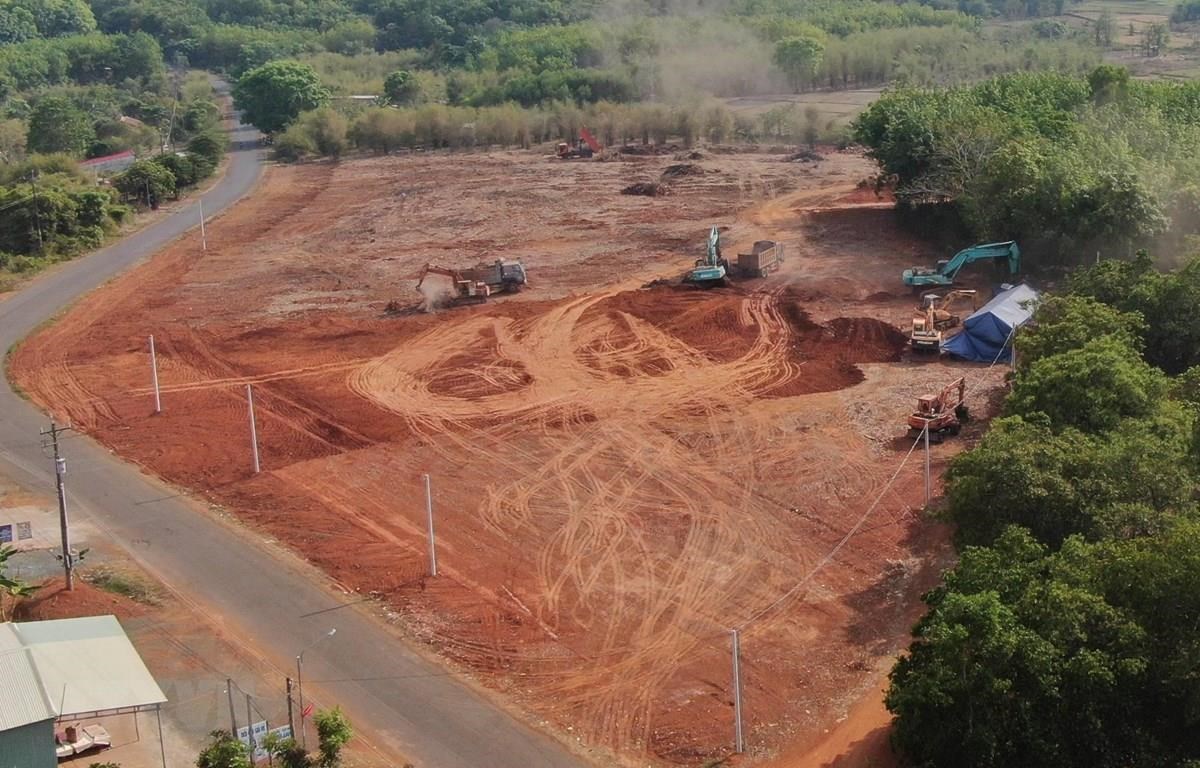 Các địa phương vào cuộc, mạnh tay chặn 'cơn sốt ảo' bất động sản - Ảnh 1. Các địa phương vào cuộc, mạnh tay chặn 'cơn sốt ảo' bất động sản - Ảnh 1.