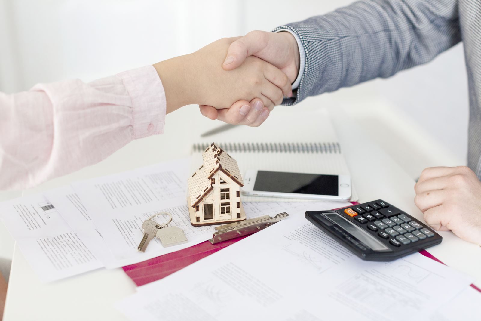 Tham khảo bản mẫu hợp đồng trao đổi nhà ở cá nhân chi tiết nhất - Ảnh 3. Tham khảo bản mẫu hợp đồng trao đổi nhà ở cá nhân chi tiết nhất - Ảnh 3.
