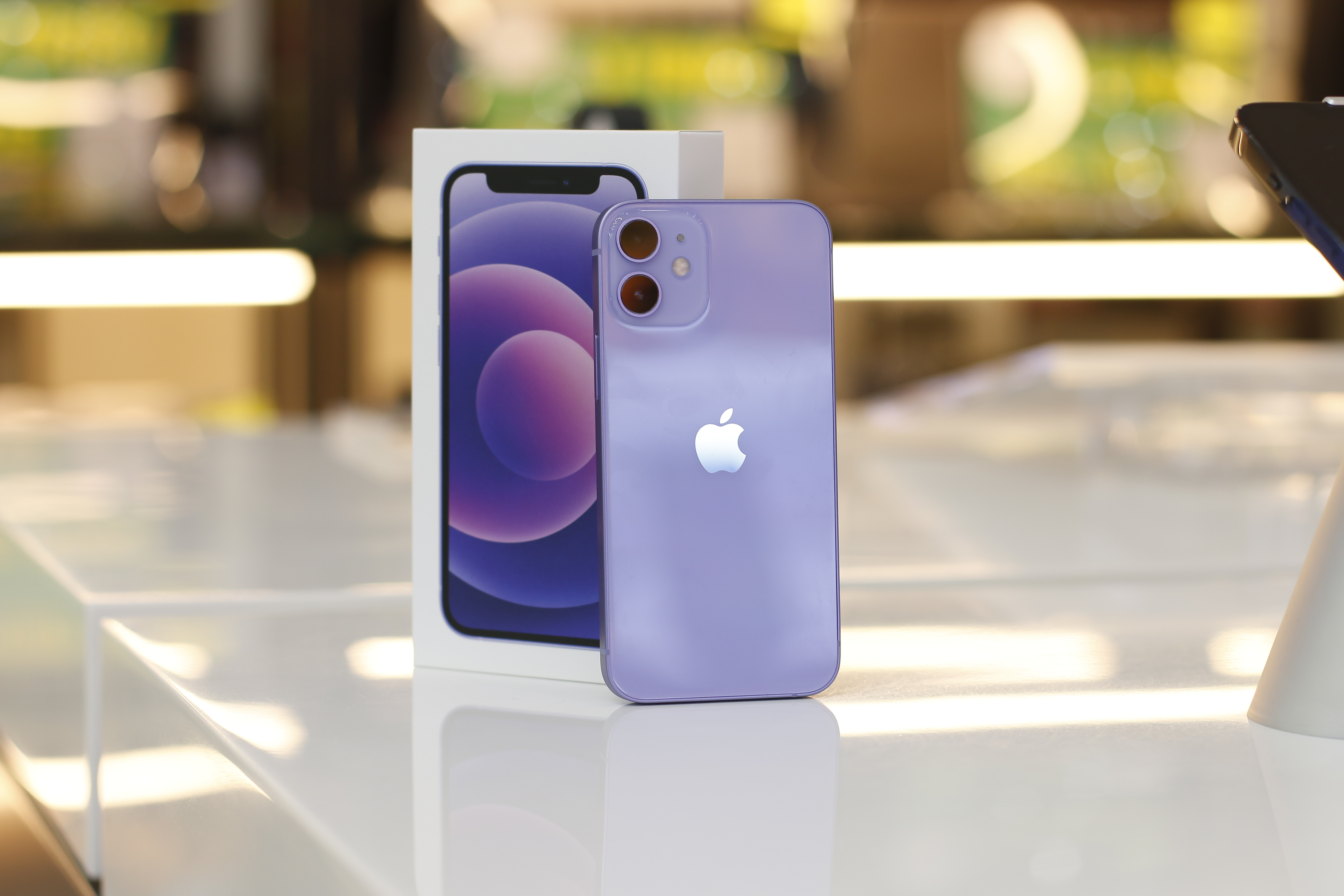 iPhone 12 màu mới được bán tại Việt Nam - Ảnh 3. iPhone 12 màu mới được bán tại Việt Nam - Ảnh 3.