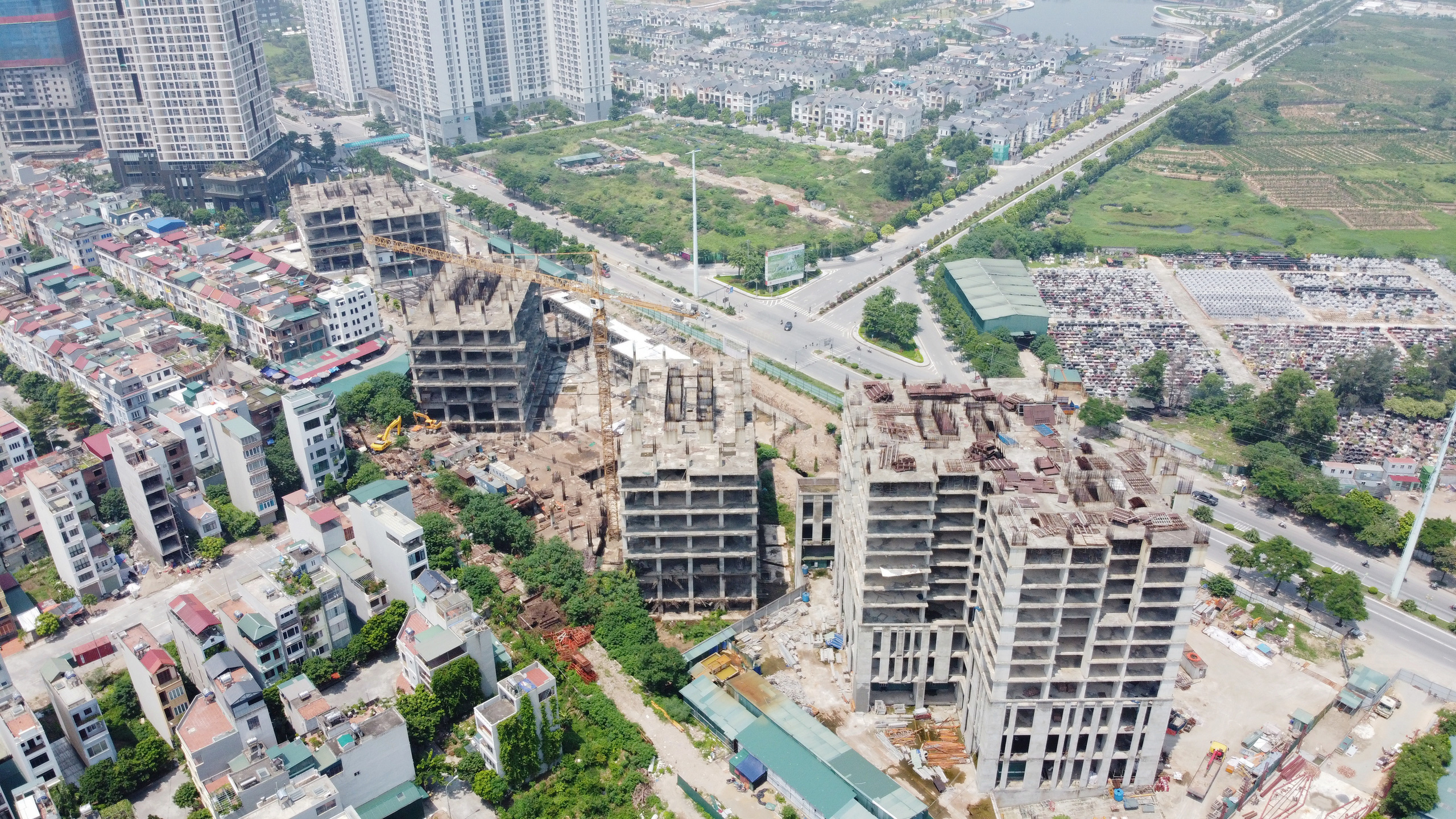 Chủ dự án tai tiếng Usilk City đang nợ thuế gần 400 tỷ đồng - Ảnh 1. Chủ dự án tai tiếng Usilk City đang nợ thuế gần 400 tỷ đồng - Ảnh 1.