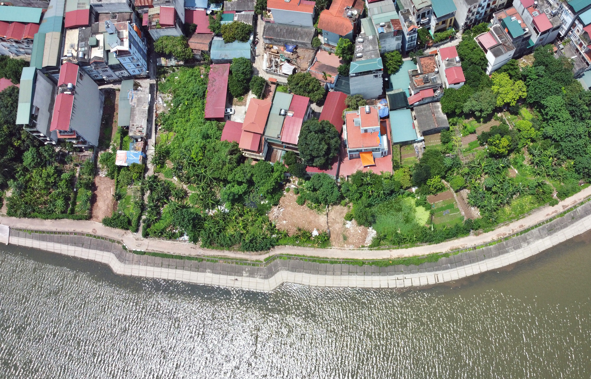 Cận cảnh những 'bán đảo' ngay giữa trung tâm Hà Nội - Ảnh 14. Cận cảnh những 'bán đảo' ngay giữa trung tâm Hà Nội - Ảnh 14.