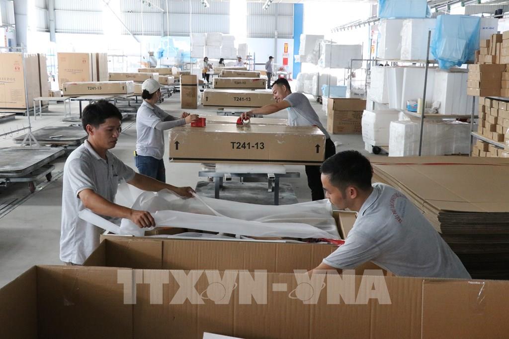 "Thủ phủ" gỗ Bình Dương cần khu công nghiệp chuyên ngành - Ảnh 2. "Thủ phủ" gỗ Bình Dương cần khu công nghiệp chuyên ngành - Ảnh 2.
