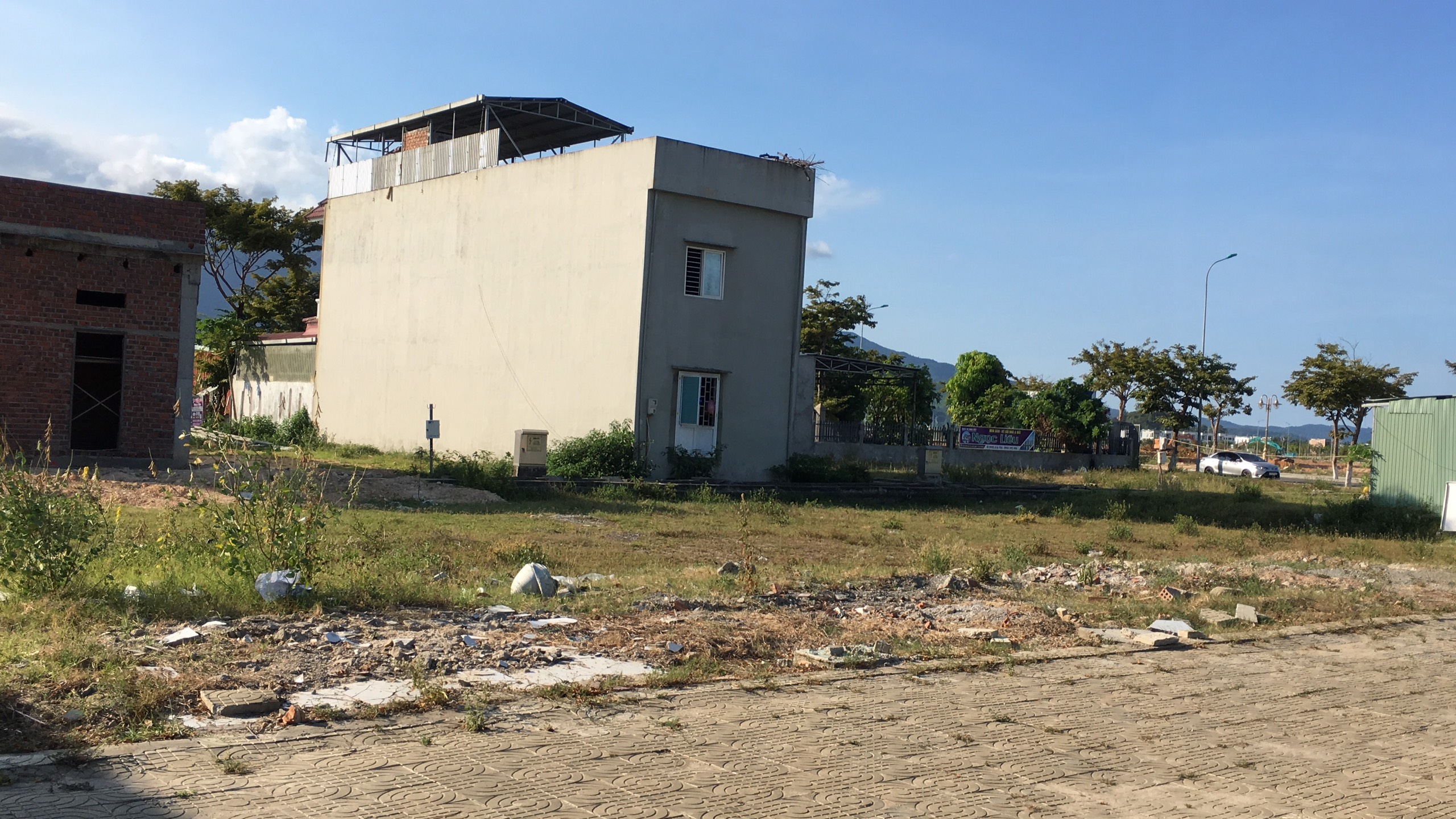 Trở lại nơi sốt đất ở Đà Nẵng, ki ốt bị dẹp hàng loạt, các dự án không bóng người - Ảnh 10. Trở lại nơi sốt đất ở Đà Nẵng, ki ốt bị dẹp hàng loạt, các dự án không bóng người - Ảnh 10.