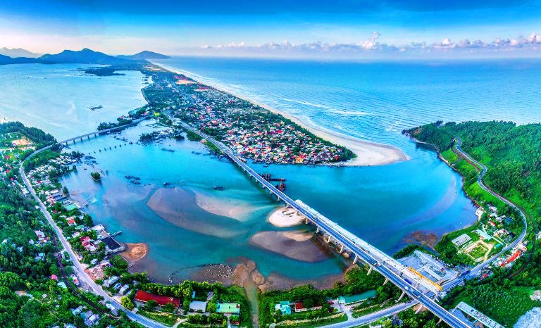 Thừa Thiên Huế duyệt quy hoạch hơn 790 ha đất phát triển đô thị du lịch, sinh thái biển tại Phú Lộc - Ảnh 1.