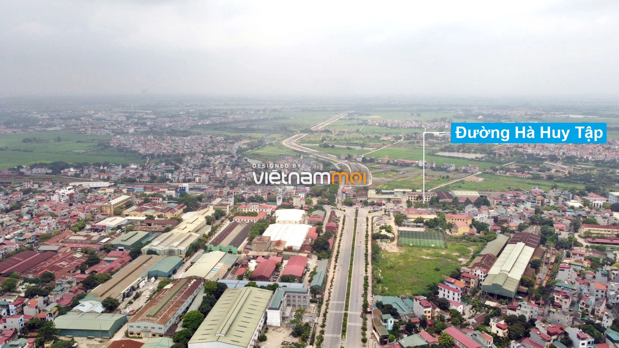 Toàn cảnh tuyến đường 40 m qua xã Yên Viên, Yên Thường đang mở theo quy hoạch ở Hà Nội - Ảnh 1.
