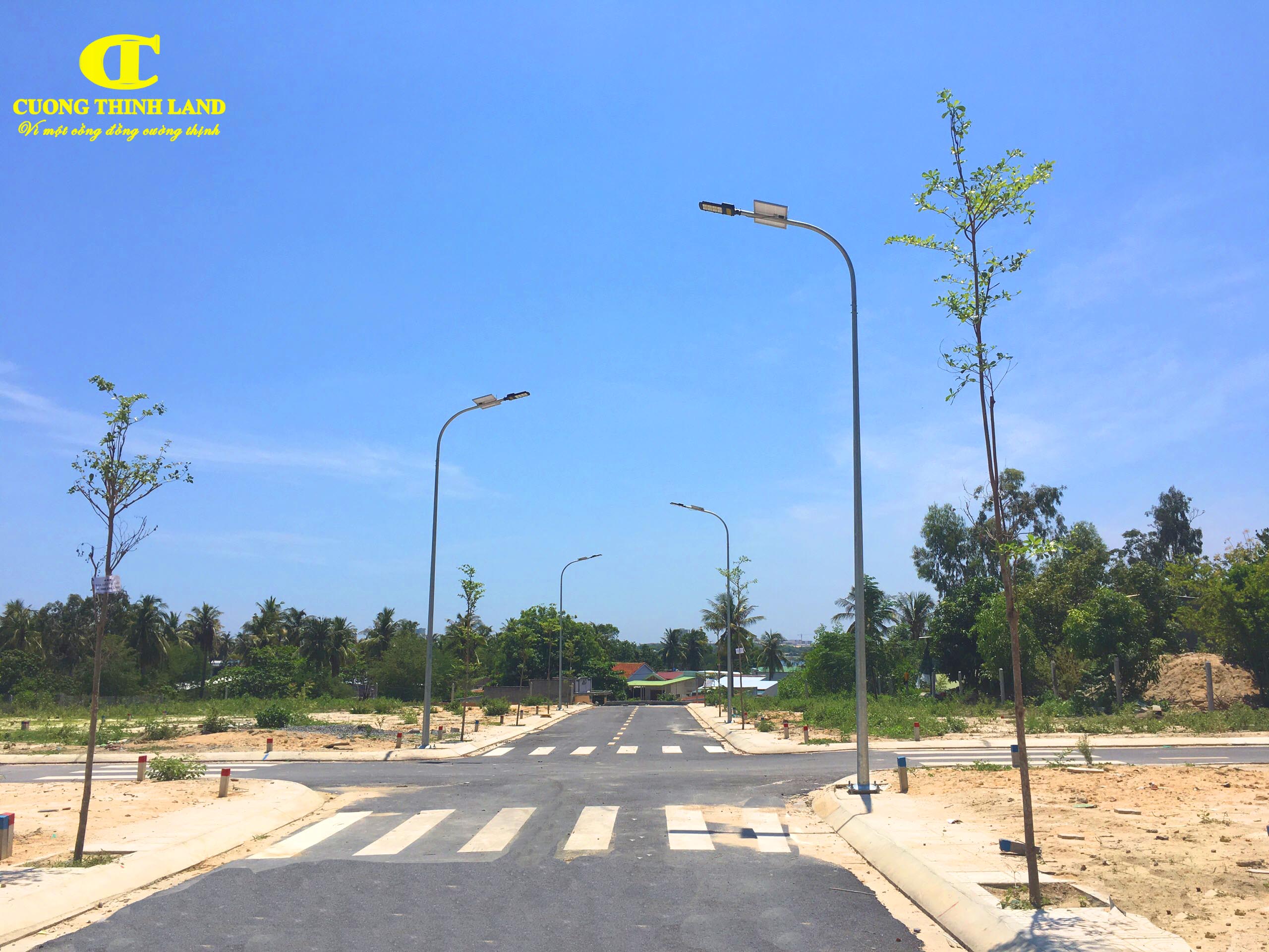 Khánh Hòa chỉ đạo khẩn để thúc đẩy thị trường bất đống sản phát triển lành mạnh tránh sốt đất - Ảnh 1.
