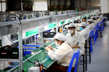 VDSC hạ dự báo tăng trưởng GDP quý II/2021 xuống 7,2%, cả năm xuống 6,5% do đợt Covid-19 mới