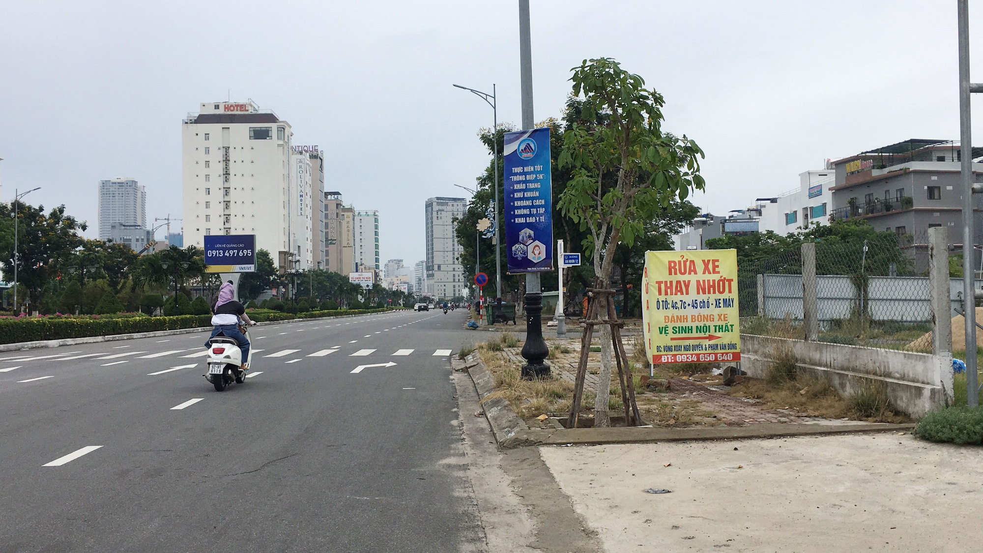 Cận cảnh hai khu đất sát Vincom Đà Nẵng sẽ đấu giá làm bãi đỗ xe - Ảnh 5. Cận cảnh hai khu đất sát Vincom Đà Nẵng sẽ đấu giá làm bãi đỗ xe - Ảnh 5.