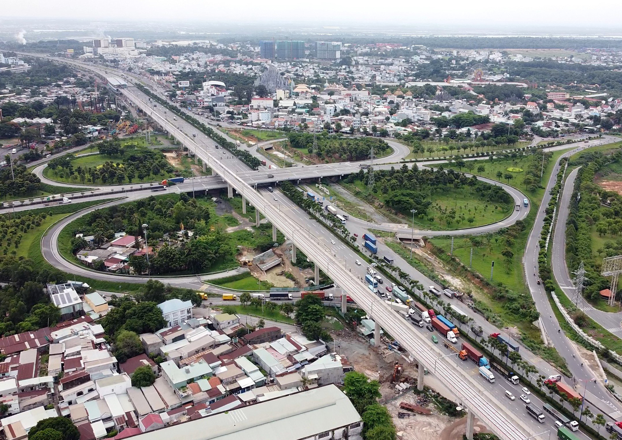 Hạ tầng IDICO muốn nghiên cứu đầu tư đường trên cao số 5 TP HCM - Ảnh 1. Hạ tầng IDICO muốn nghiên cứu đầu tư đường trên cao số 5 TP HCM - Ảnh 1.