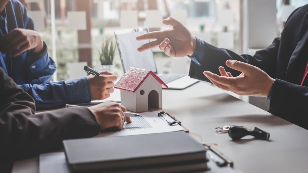Khi mua nhà cần xem những giấy tờ gì? Kinh nghiệm mua nhà mới nhất 2021 - Ảnh 1. Khi mua nhà cần xem những giấy tờ gì? Kinh nghiệm mua nhà mới nhất 2021 - Ảnh 1.