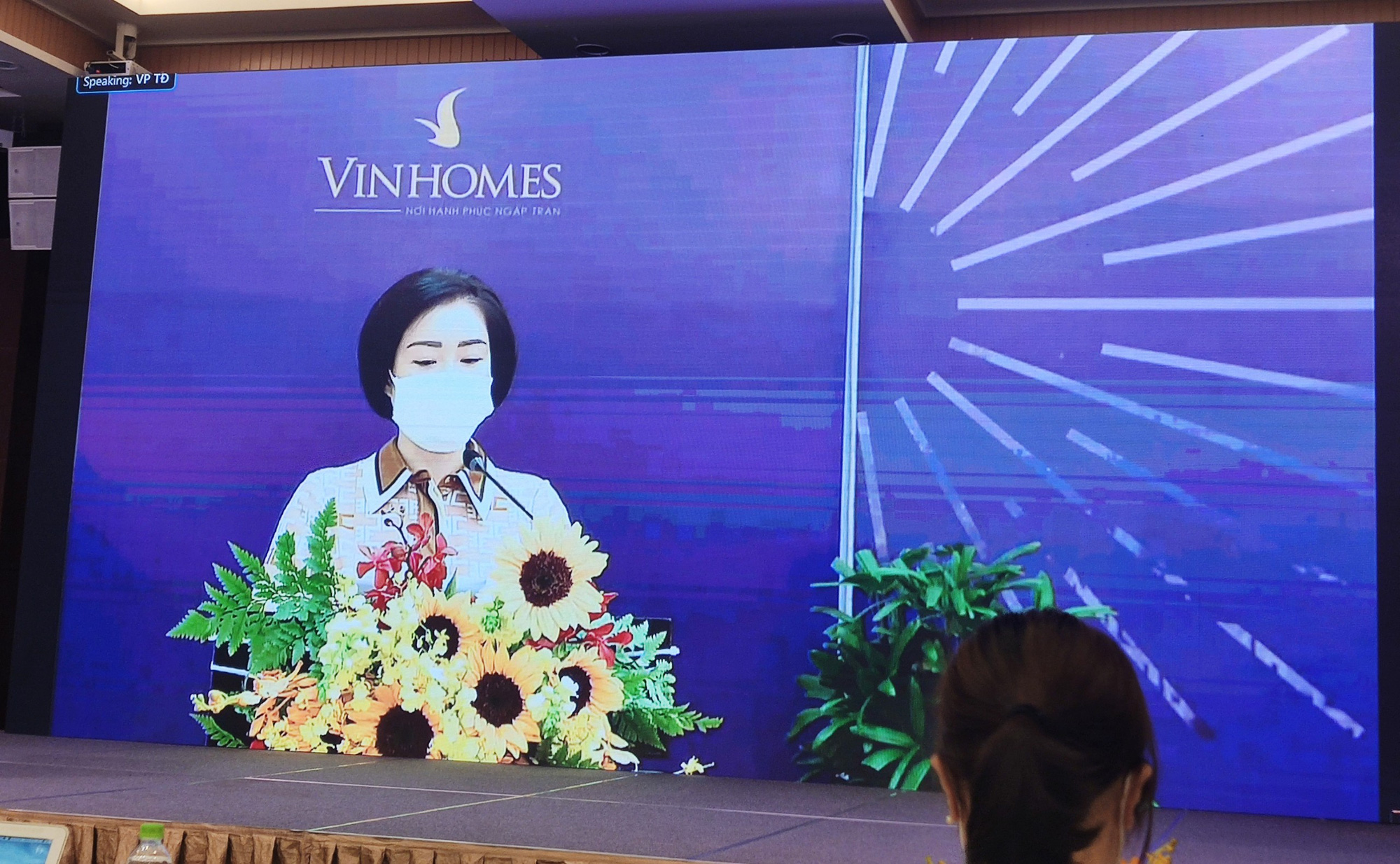 [Live] ĐHĐCĐ Vinhomes: Mục tiêu lãi kỷ lục 35.000 tỷ nhờ ba đại đô thị Ocean Park, Smart City và Grand Park   - Ảnh 4.