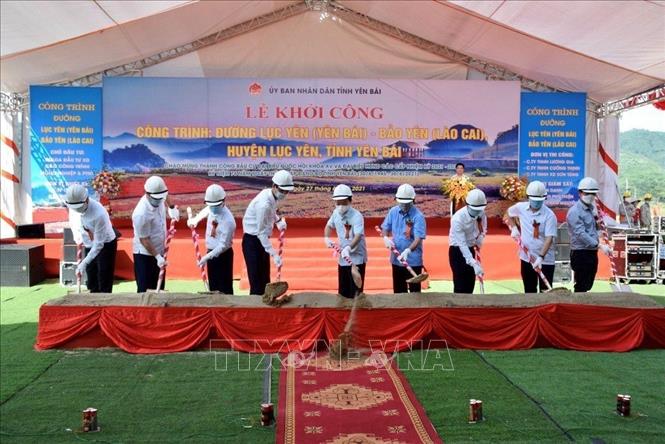 Khởi công tuyến đường Lục Yên (Yên Bái) - Bảo Yên (Lào Cai) - Ảnh 1.