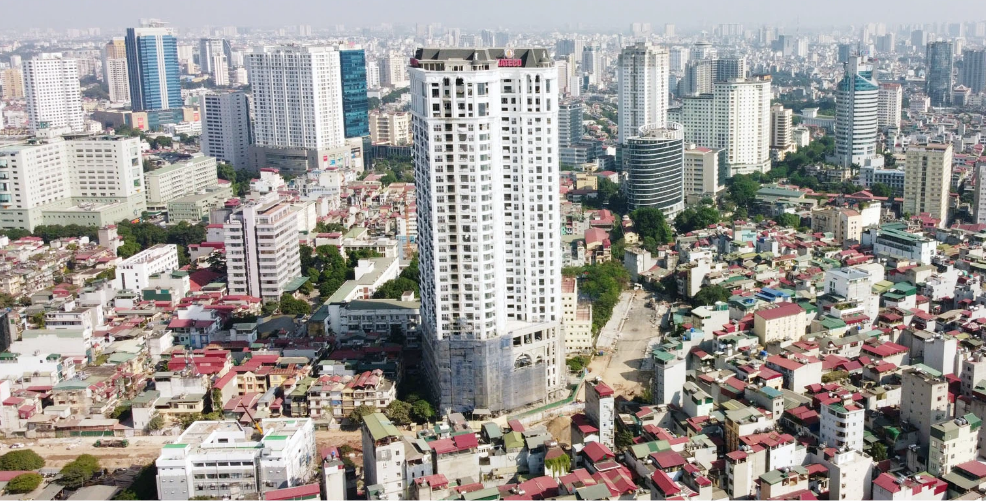 Bất động sản giảm tốc, liệu có cơ hội phục hồi vào cuối năm? - Ảnh 1. Bất động sản giảm tốc, liệu có cơ hội phục hồi vào cuối năm? - Ảnh 1.