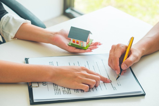 Tham khảo bản mẫu hợp đồng mua bán một phần ngôi nhà dành cho cá nhân mới nhất - Ảnh 2. Tham khảo bản mẫu hợp đồng mua bán một phần ngôi nhà dành cho cá nhân mới nhất - Ảnh 2.