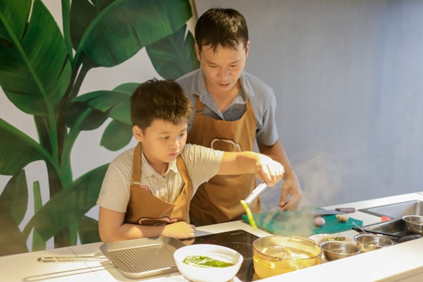 Ngày của Cha nên làm gì để gắn kết tình cảm cha con? - Ảnh 2. Ngày của Cha nên làm gì để gắn kết tình cảm cha con? - Ảnh 2.