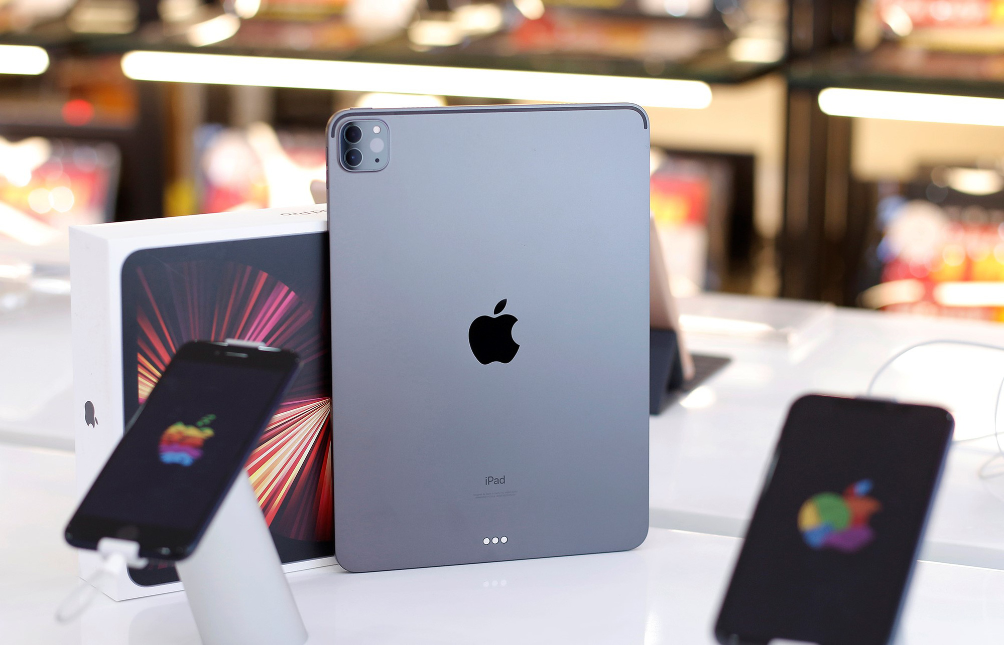 iPad Pro M1, iMac M1 và Apple TV lên kệ sớm thị trường Việt Nam - Ảnh 1.