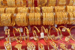 So sánh giá vàng hôm nay 15/7: Vàng tiếp tục đà tăng giá