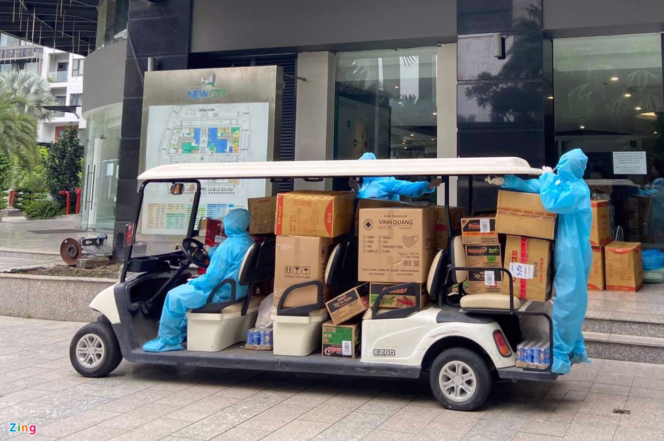 Ngắm nhìn những hình ảnh đẹp, mang đậm giá trị nhân văn trong mùa COVID - Ảnh 4. Ngắm nhìn những hình ảnh đẹp, mang đậm giá trị nhân văn trong mùa COVID - Ảnh 4.