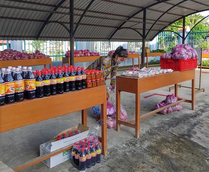 Đồng hành cùng tuyến đầu chống dịch Covid-19 - Ảnh 3. Đồng hành cùng tuyến đầu chống dịch Covid-19 - Ảnh 3.