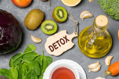 Những lầm tưởng tai hại về trào lưu detox thải độc cơ thể mùa Covid-19