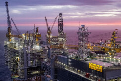 Giá xăng dầu hôm nay 22/7: Tiếp tục tăng do OPEC + gia tăng nguồn cung trên thị trường