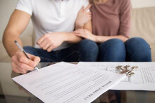 ‘Bỏ túi’ kinh nghiệm đặt cọc khi mua nhà ai cũng cần biết
