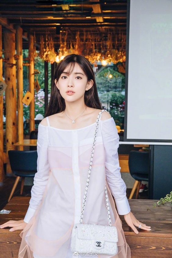 Tử vi hôm nay (3/7/2021) của 12 cung hoàng đạo: Kim Ngưu tài chính hao hụt, Cự Giải thẳng thắn khi yêu - Ảnh 2. Tử vi hôm nay (3/7/2021) của 12 cung hoàng đạo: Kim Ngưu tài chính hao hụt, Cự Giải thẳng thắn khi yêu - Ảnh 2.