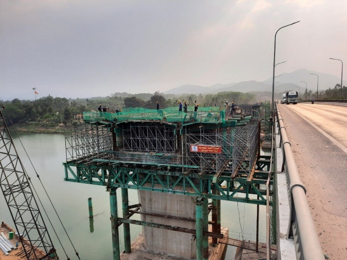 Cao tốc Cam Lộ - La Sơn: Thừa Thiên Huế bàn giao xong mặt bằng - Ảnh 1. Cao tốc Cam Lộ - La Sơn: Thừa Thiên Huế bàn giao xong mặt bằng - Ảnh 1.