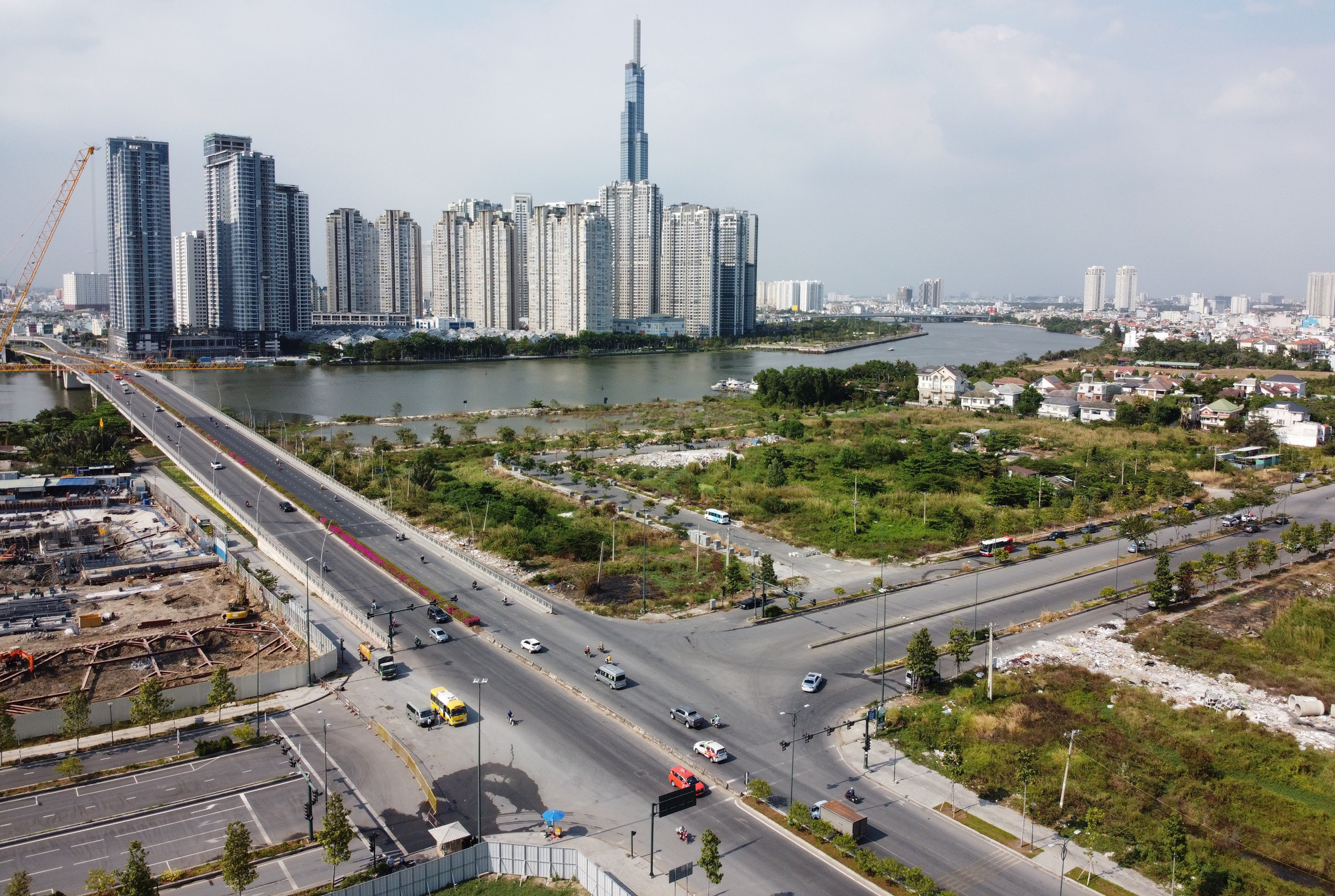 Nhiều chủ đầu tư dự án chờ tung hàng cuối năm 2021 nếu kiểm soát được dịch COVID-19 - Ảnh 1.