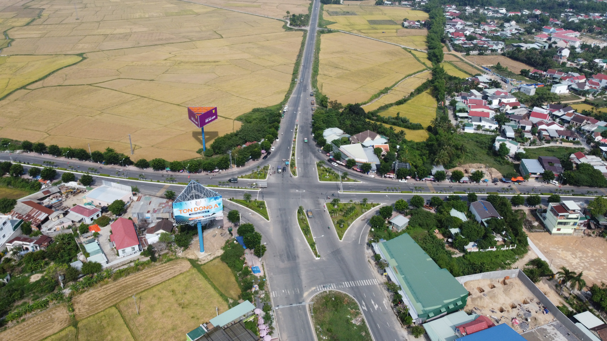 Khánh Hòa cần 21.000 tỷ đầu tư hạ tầng trong giai đoạn 2021 – 2025 - Ảnh 1. Khánh Hòa cần 21.000 tỷ đầu tư hạ tầng trong giai đoạn 2021 – 2025 - Ảnh 1.