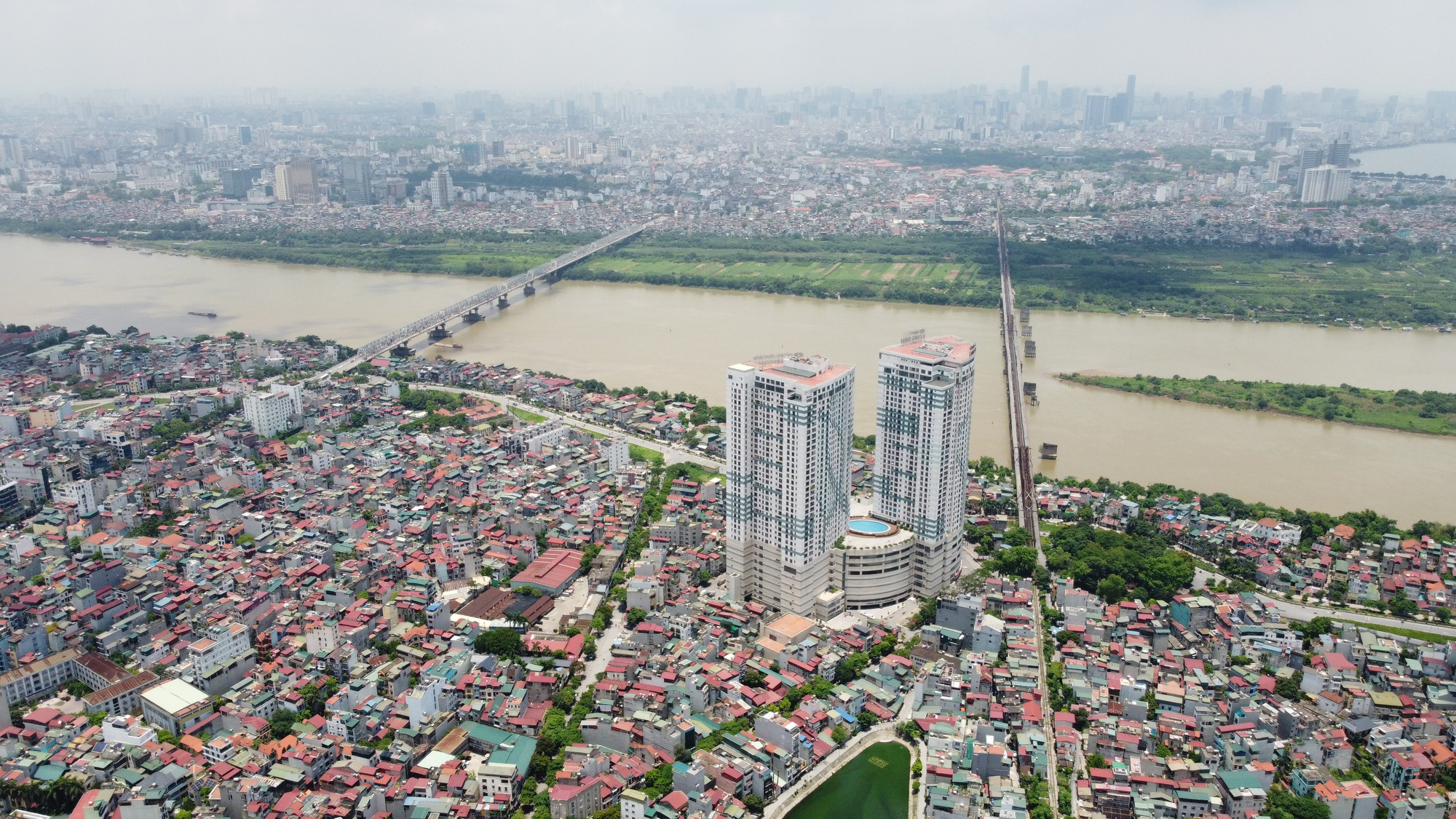 Quy hoạch phân khu sông Hồng: 5 khu dân cư dự kiến di dời, 26 khu vực giữ nguyên - Ảnh 1. Quy hoạch phân khu sông Hồng: 5 khu dân cư dự kiến di dời, 26 khu vực giữ nguyên - Ảnh 1.