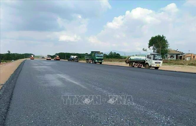 Tập trung nguồn lực thi công cao tốc Phan Thiết – Dầu Giây - Ảnh 2. Tập trung nguồn lực thi công cao tốc Phan Thiết – Dầu Giây - Ảnh 2.