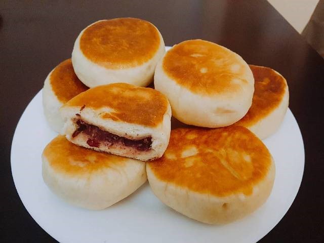 5 cách làm bánh đậu đỏ thơm ngon tại nhà mà ai cũng có thể thực hiện - Ảnh 7. 5 cách làm bánh đậu đỏ thơm ngon tại nhà mà ai cũng có thể thực hiện - Ảnh 7.