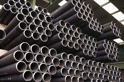 Giá thép xây dựng hôm nay 18/8: Tiếp tục đi xuống trên Sàn Thượng Hải