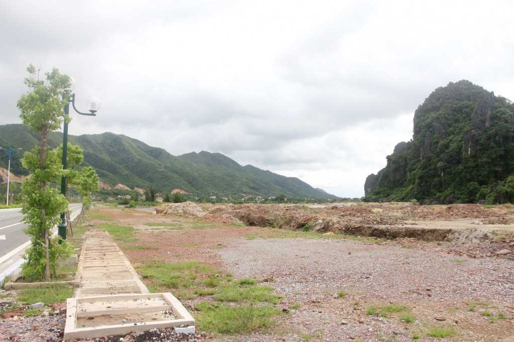 Hàng trăm dự án tại Quảng Ninh chậm tiến độ - Ảnh 1. Hàng trăm dự án tại Quảng Ninh chậm tiến độ - Ảnh 1.