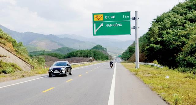 Huế điều chỉnh các dự án giao thông kết nối đến sân bay Phú Bài - Ảnh 1. Huế điều chỉnh các dự án giao thông kết nối đến sân bay Phú Bài - Ảnh 1.